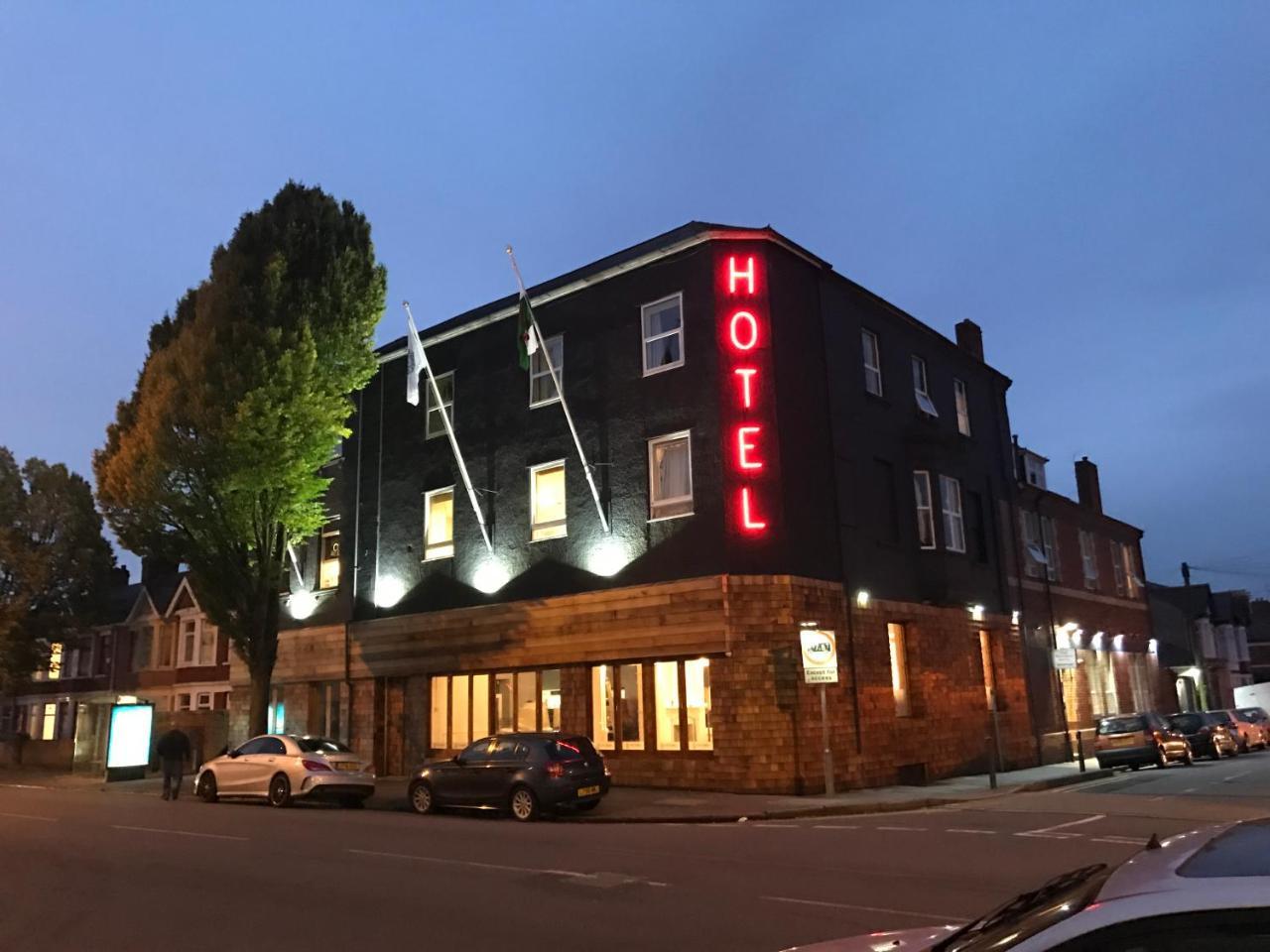 Victoria Hotel Newport  Exterior photo